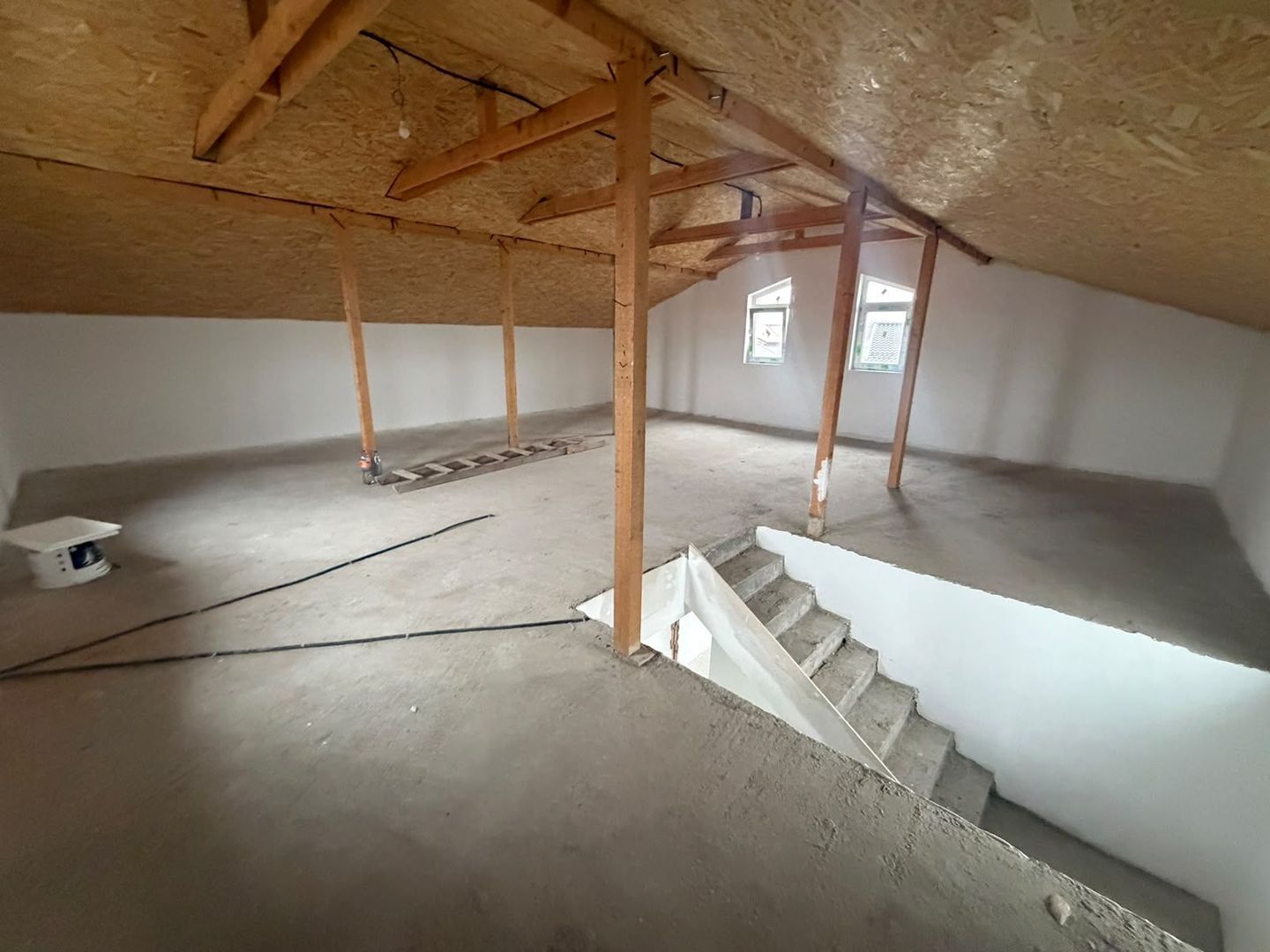 CASA INDIVIDUALA - TEREN 450 MP, TOATE UTILITATILRE, COMISION 0% - Poză 11