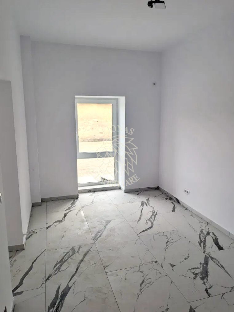 Spatiu comercial Nou 30 mp-ideal cabinet, birou, locuire-Central - Poză 1
