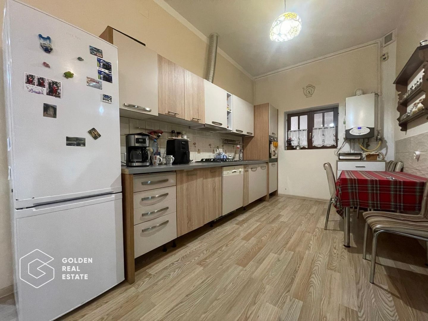 Casa 4 dormitoare, 80 mp si 192 mp curte ,COMISION 0 % - Poză 1