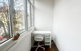 Un apartament primitor si modern, situat in zona Ultracentrală - Piața Victoriei - Poză 16