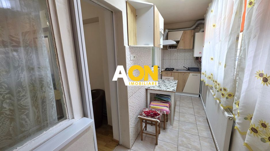 Garsoniera cu balcon, cu camera suplimentara pentru copil, Cetate - Poză 2