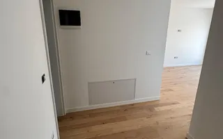 Duplex despărțit prin perete dublu/ Garaj - Poză 20