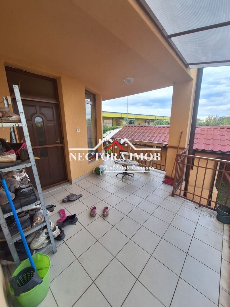 NECTORA IMOB-CASA mare 5 camere, 3 bai, pod, demisol pentru birouri - Poză 12