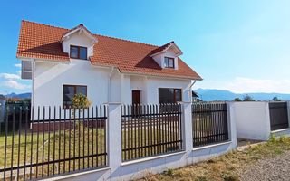 Vila cu arhitectura deosebita in Izvor-Tarlungeni - Poză 20