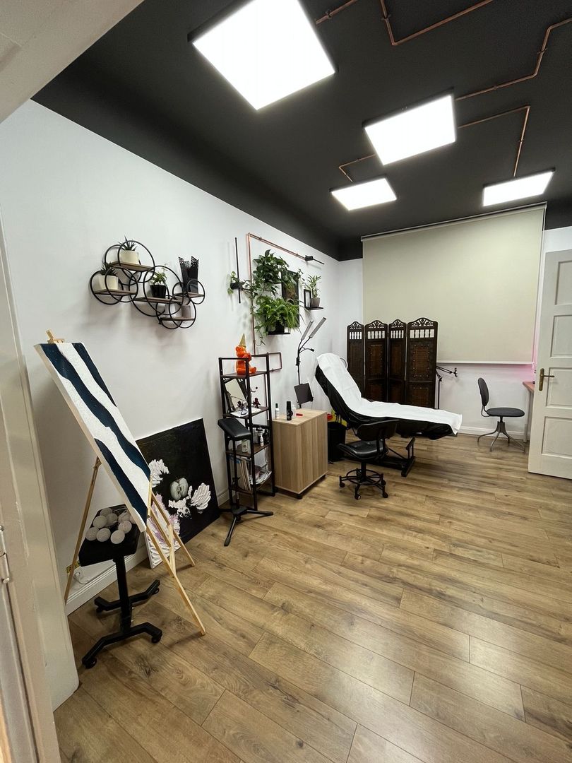 APARTAMENT/ SPATIU BIROURI | 116MP | ROMANA - Poză 17