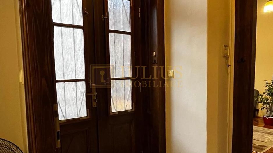 Ultra-central, 2 dormitoare, centrala proprie, langa UMFT. - Poză 18