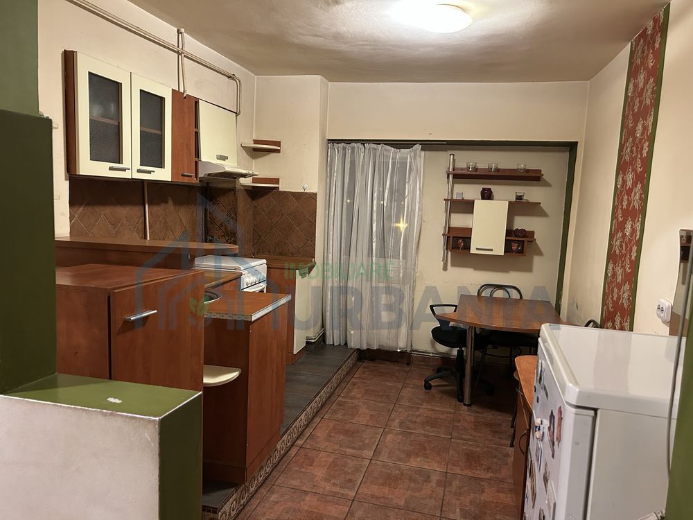 #! Apartament cu 3 camere decomandat 2 bai 2 balcoane - Poză 3