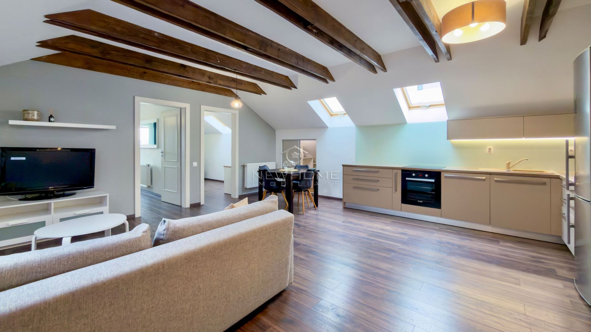 Apartament 3 camere, 115 mp, zona Borhanci - Poză 1