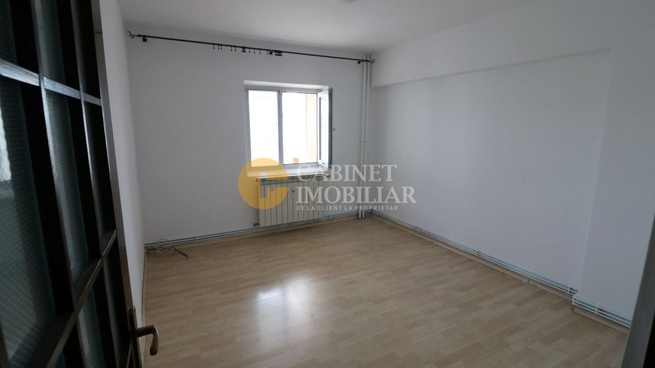 Etaj 2 Moara de Foc- Pacurari Apartament 3 camere decomandat 2 bai - Poză 5