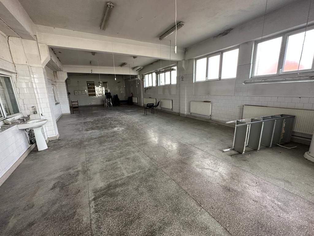 Cladire productie Timisoara - Poză 1