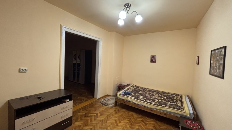 Casa cu teren și grădina zona Bogdanestilor - Poză 9