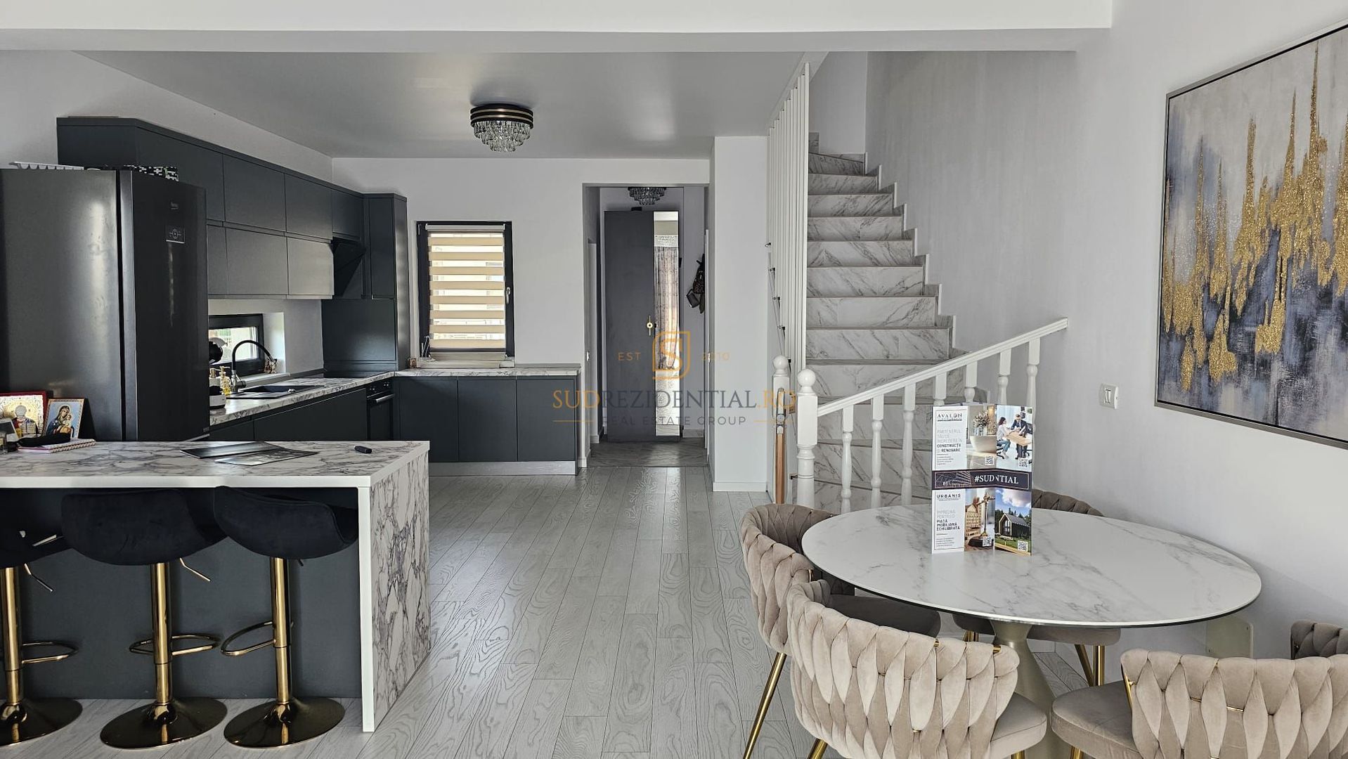 Duplex 3 camere/ Mobilat și utilat/ Curte 156 mp/ Comuna Berceni - Poză 2