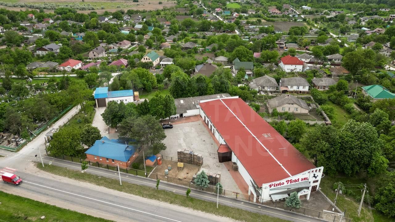 Vânzare, spațiu de producere, 1340 mp, Ungheni - Poză 3