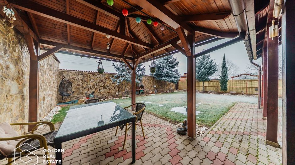 Vila de lux, D+P+E+M, Gradiste, la cheie, 300mp, 6 camere, teren 580mp - Poză 25