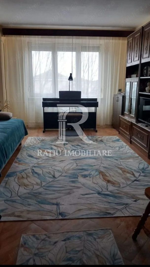 Apartament cu 3 camere | Xenopol | Oradea - Poză 1
