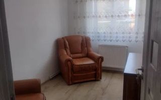 Apartament 4 Camere I Decomandat I Etaj 2 I Vasile Aaron - Poză 2