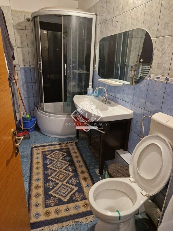 Garsoniera decomandata cf.1 mobilata/utilata bloc 1990 - Mall Vitan - Poză 8