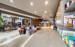 Penthouse exclusivist cu acces din lift, terasa 340 mp, 245 mp utili - Poză 5