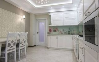 Chirie, apartament 2 camere 90 mp, strada Melestiu, Centru - Poză 2