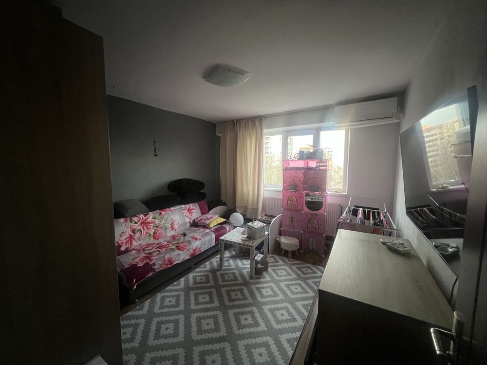 Apartament 2 camere de vanzare zona Tomis Nord - decomandat - Poză 1