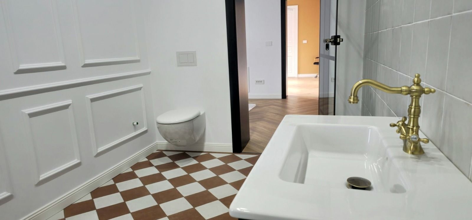 Casă renovată integral – ideală pentru activități profesionale - Poză 13