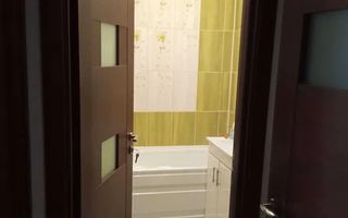 Apartament cu 2 camere Grivitei-1Mai - Poză 4