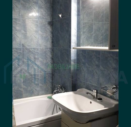 Apartament de închiriat în zonă ultracentrală, Iași - 450 euro/lună - Poză 2