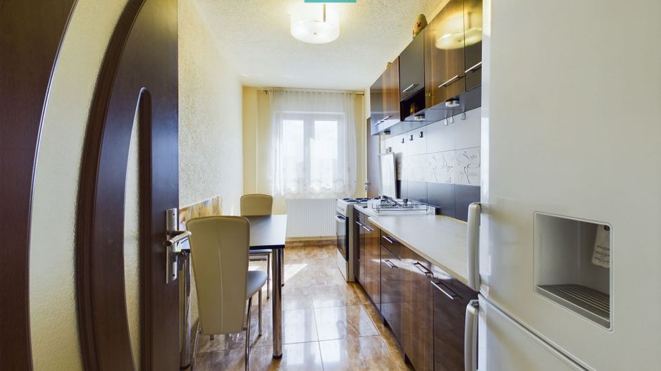 Apartament 3 camere zona Confecții - Poză 6