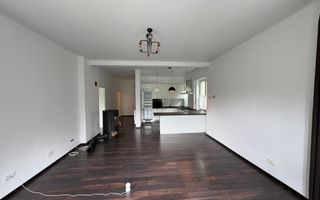 Apartament cu vedere spre Tâmpa, liniște și natură, în Centrul Istoric al Brașov - Poză 4