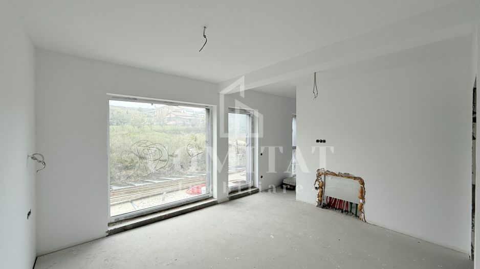 Casă individuală cu 699 teren la preț bun Chinteni - Poză 13