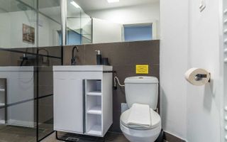 Apartament spațios în Centru, 3 dormitoare, parcare, Parcul Central. - Poză 7