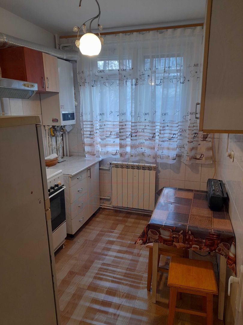 ✨De închiriat 3 camere, Centru, 400 Euro/luna - Poză 7