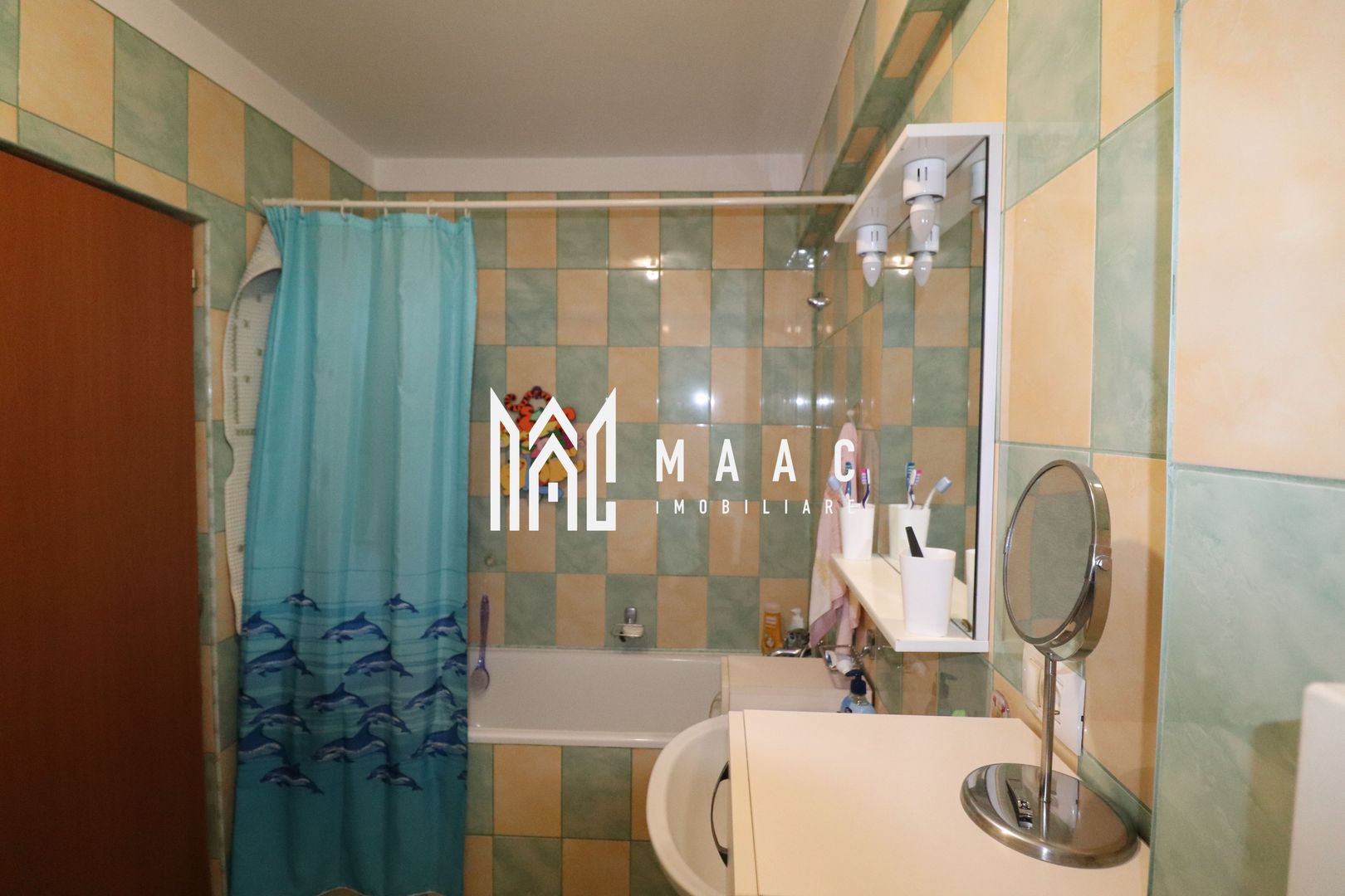 Apartament 3 camere  | Etaj 1 | Parcare privata  | Strand II - Poză 5