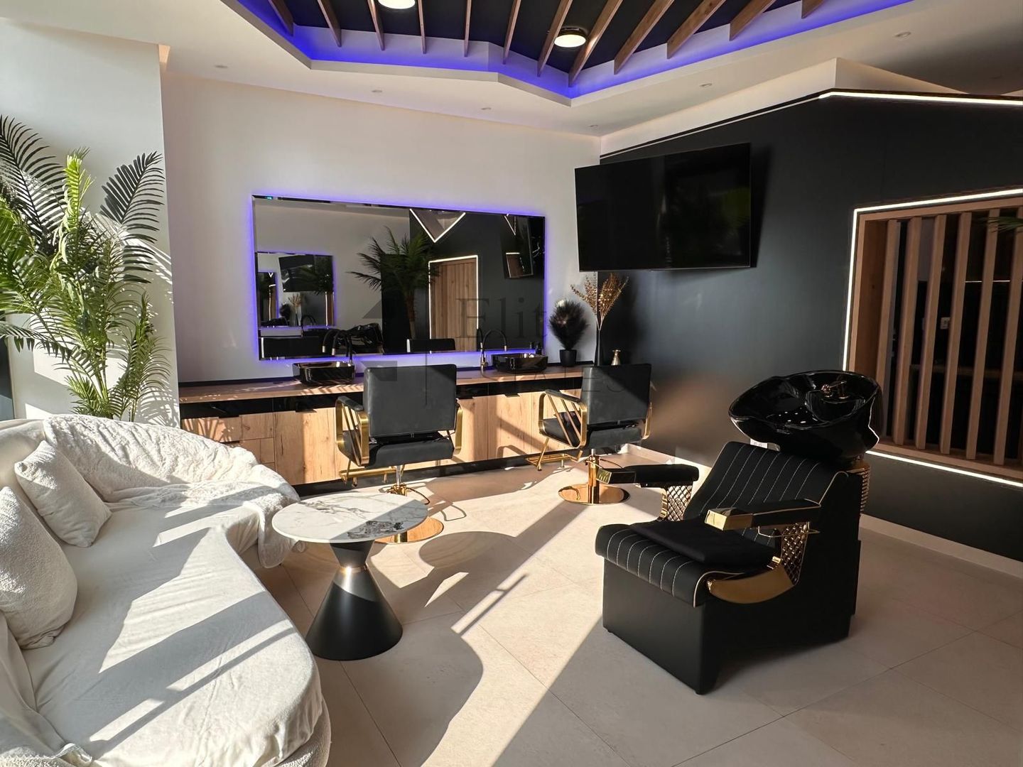 Salon Barber & Beauty Premium de inchiriat in Oradea - Poză 1