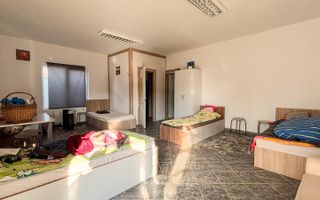 Casa individuala cu 12 camere, Potential Turistic, Visea, Comuna Jucu - Poză 15