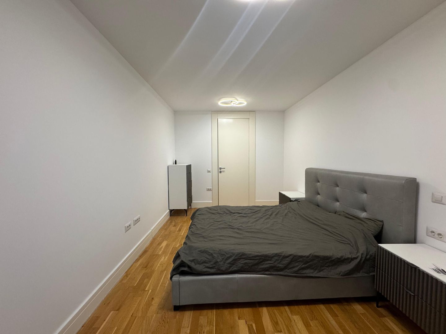 2 CAMERE | THE ADDRESS 102 || BARBU VACARESCU - Poză 6