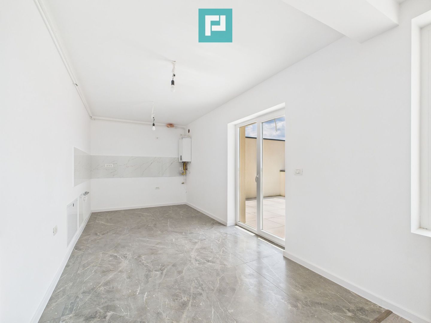 Apartament 3 camere, zona Torontalului - Poză 7
