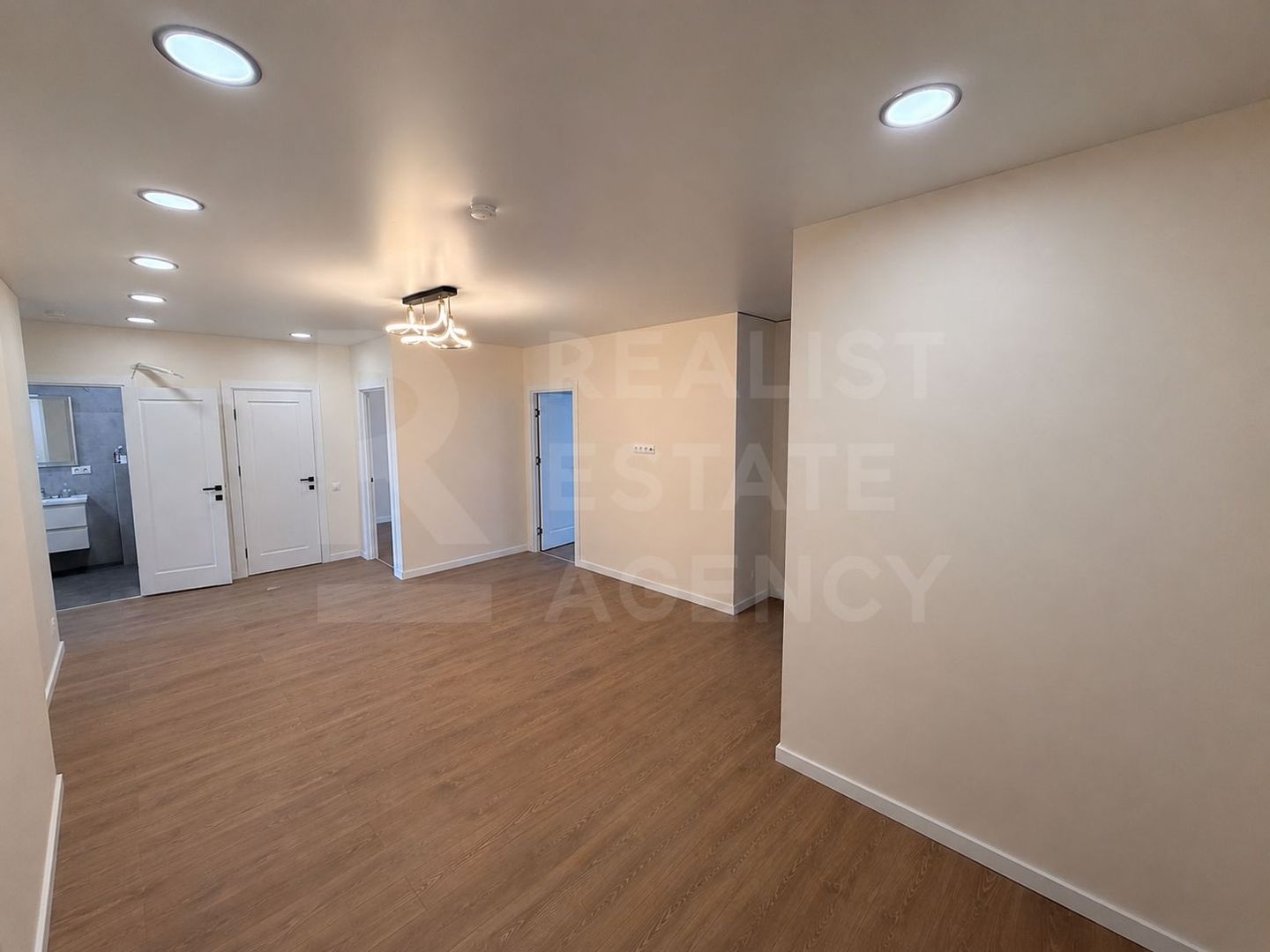 Vânzare, apartament 3 camere, bd. Renașterii,  Râșcani. - Poză 5