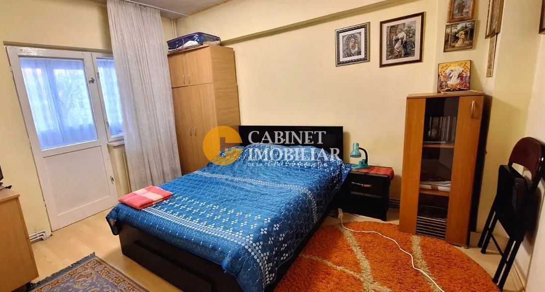 3 Camere Decomandat -  72 mp - Zona Galata - Poză 2