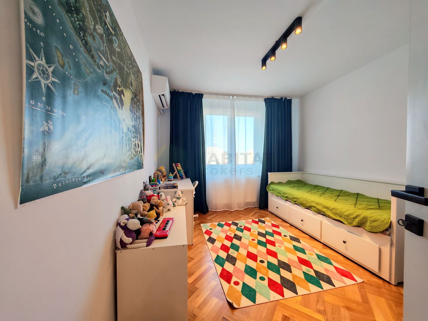 Un cămin la cheie, perfect pentru familia ta! - Poză 19