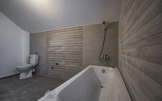 Propietar casa P+M STR.SAFIRULUI - Poză 6
