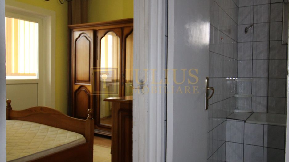 Apartament 3 camere, decomandat, 2 bai, zona Aradului - Poză 5