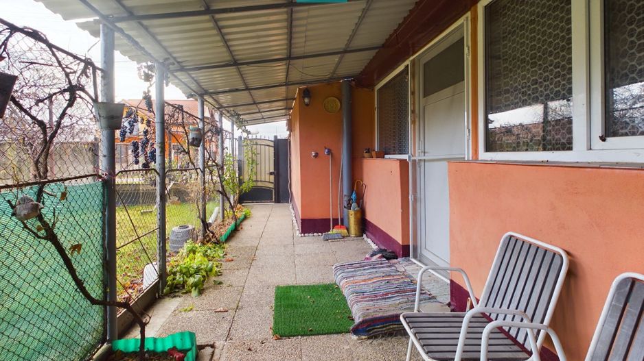 Casă cu teren generos, Turnu - Poză 3