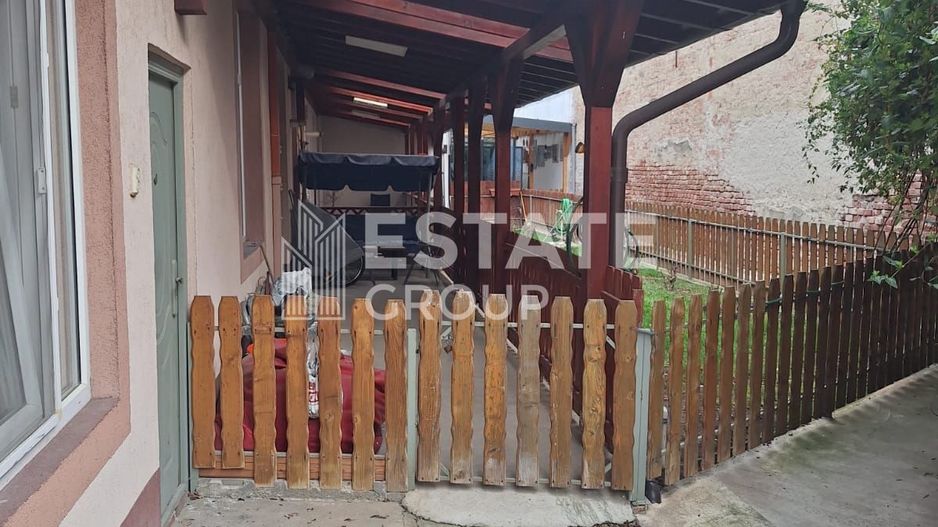 Apartament 2 camere la curte comuna, Zona Iosefin - Poză 11