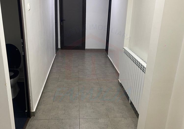 🏛️ De închiriat 3 camere,  Siderurgistilor, 550 Euro/luna - Poză 4