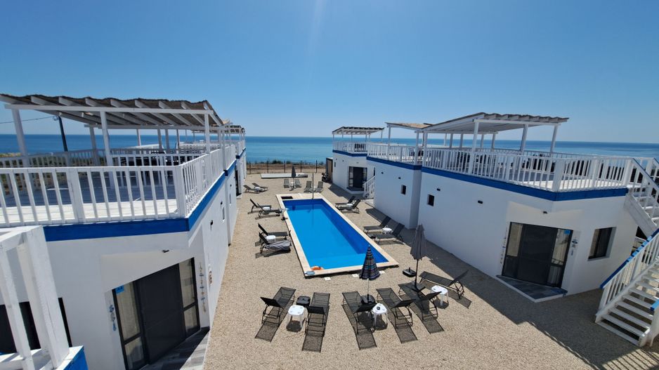 10 Casute Greek Bungalows , Piscina, la Malul Marii, Afacere la Cheie - Poză 30