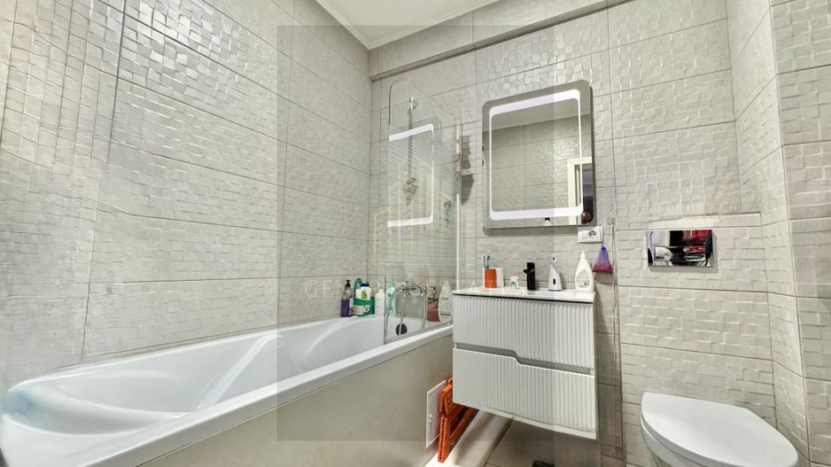 Vânzare apartament cu 2 camere - 68 m.p. Mutare imediată în Tătărași - Poză 10