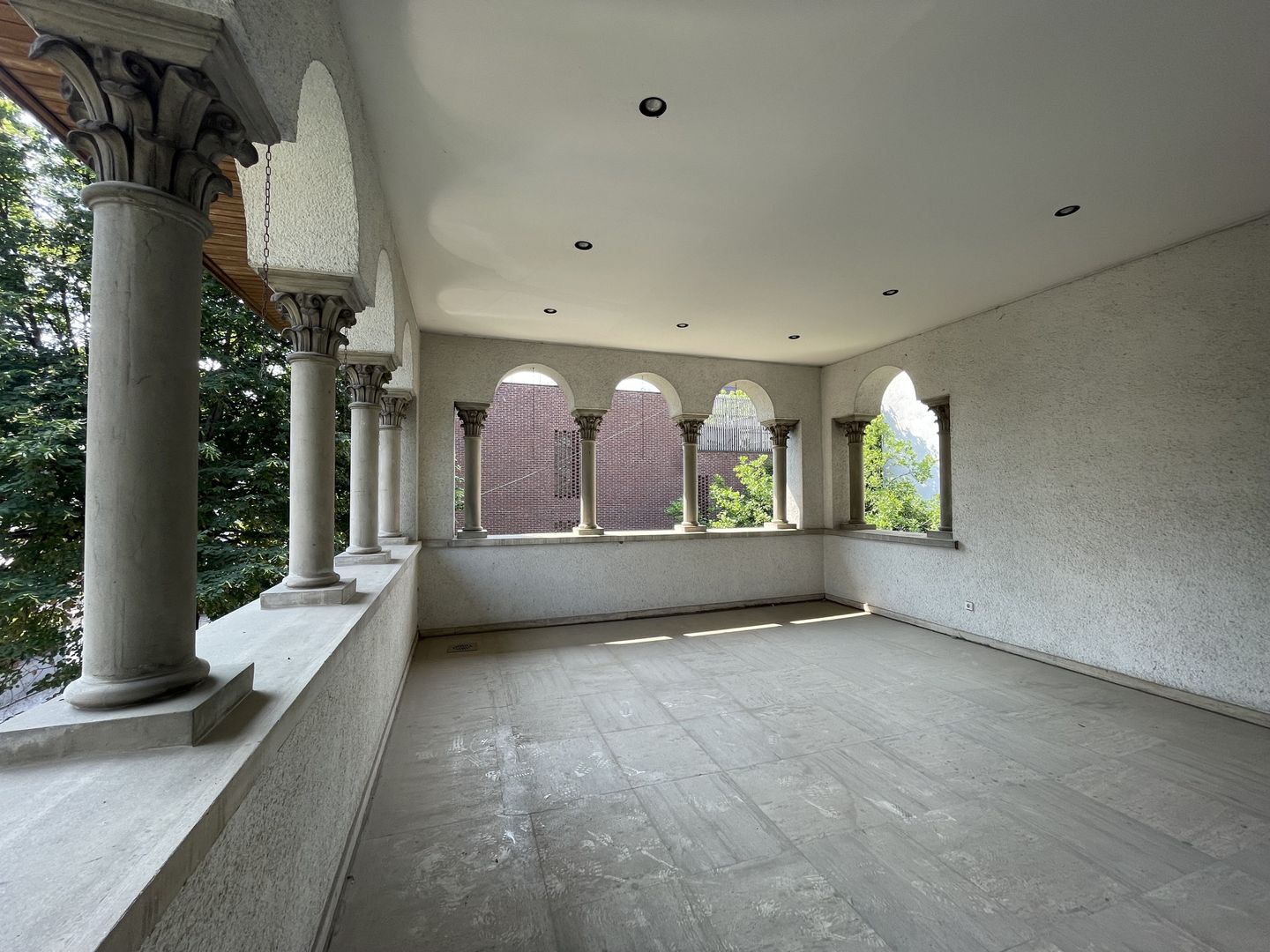 Apartament cu 4 camere de vânzare în zona Primaverii - Poză 4