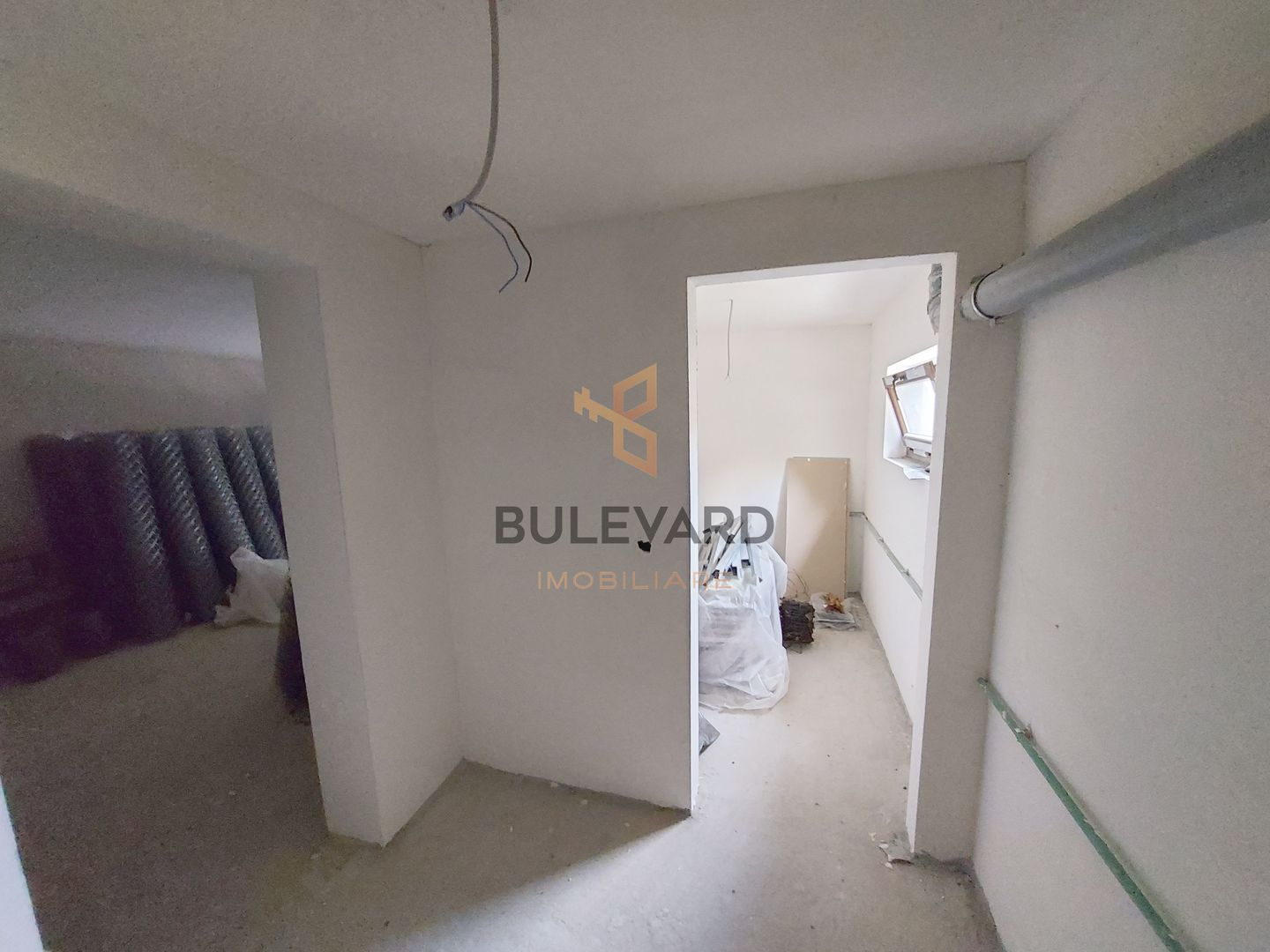 Casa de tip duplex , CF+ teren de 400 mp! - Poză 17