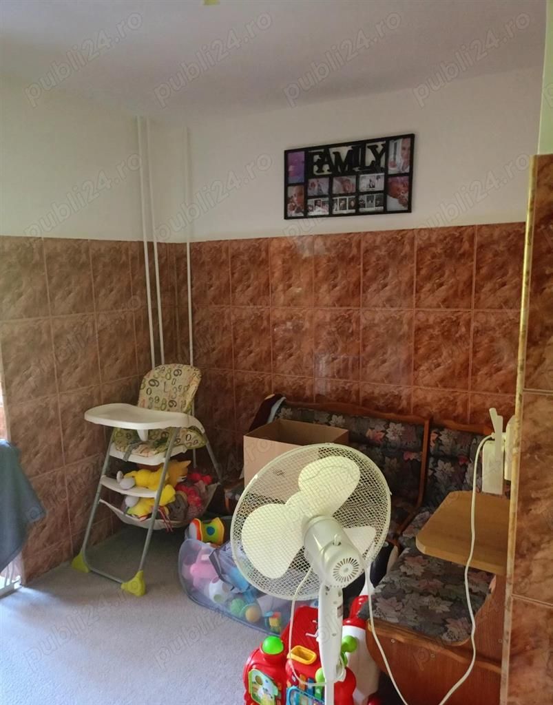 Apartament 3 camere Soarelui etaj 2 - Poză 2